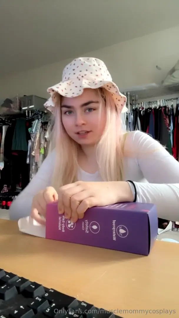 Linneas_feet Nude Leaked OnlyFans Video #120964