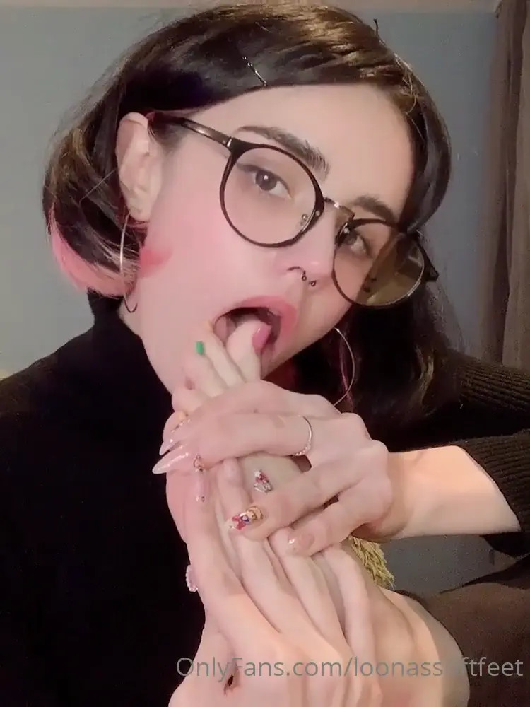 Loonassoftfeet Nude Leaked OnlyFans Video #136842