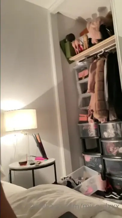 Miss Dxxx Blows A Cock On The Bed