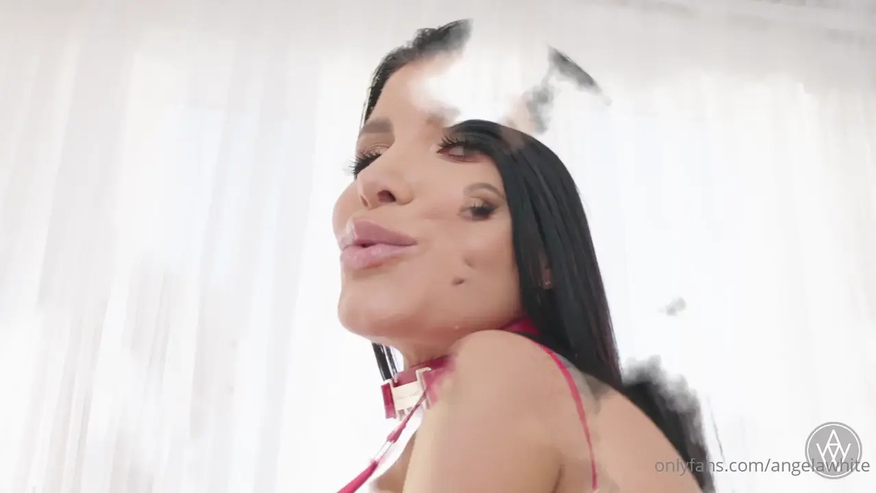 Angela White & Romi Rain - OIL DRENCHED threesome