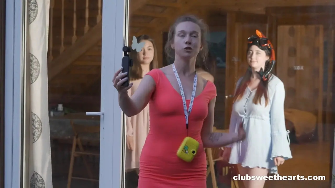 Remida And Friends Licks Each Other's Pussy