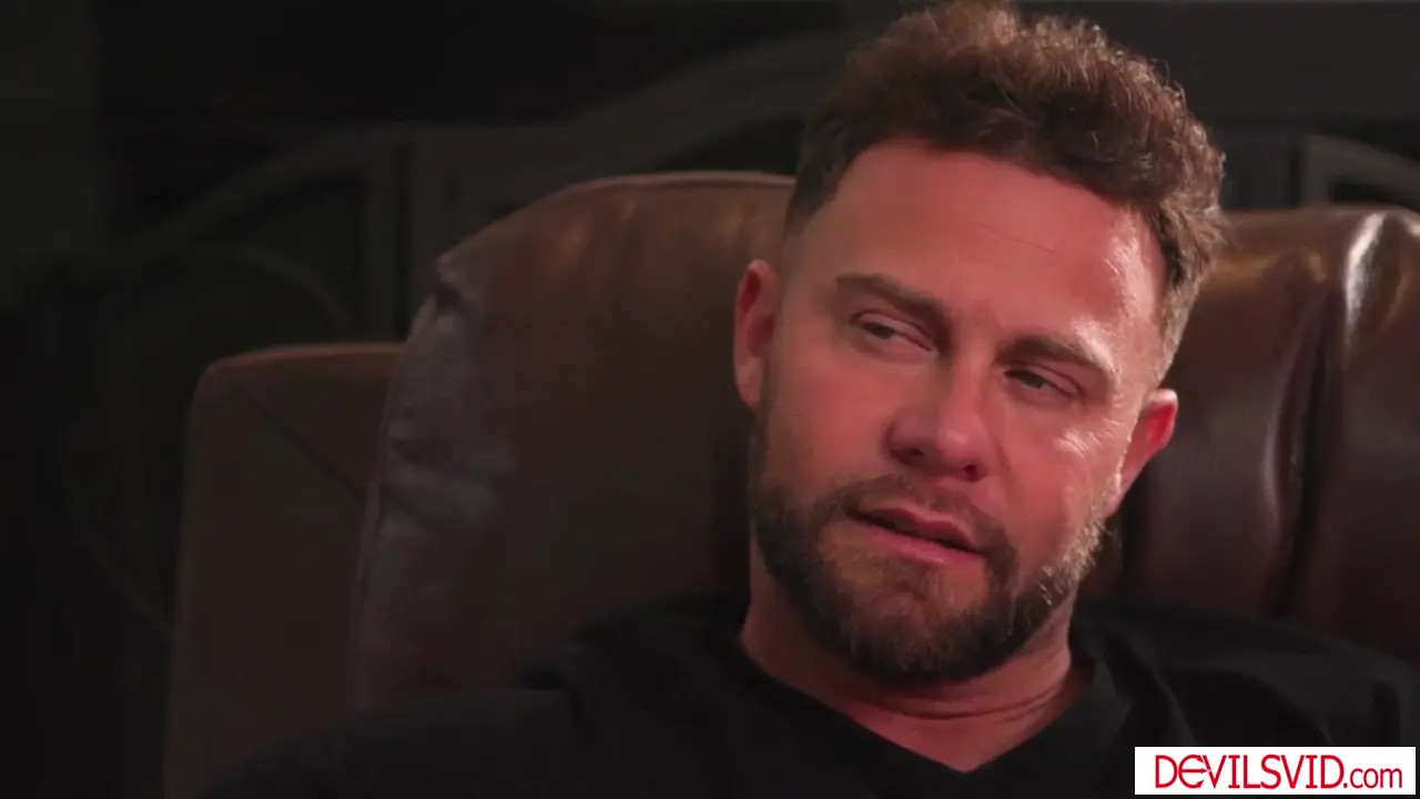 EllaReesexxx Sucks His Cock And Gets Fucked - ePornLeak