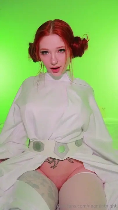 Naomihh666 Makes Her Pussy Creamy