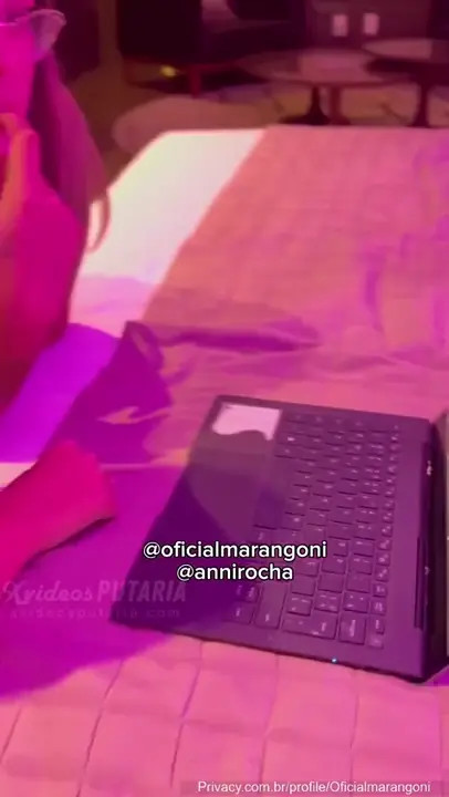 Oficialmarangoni Fondles Her Girl's Body