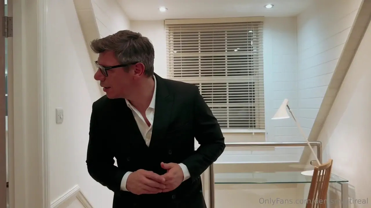 Yasmina Khan Eats And Rides A BWC