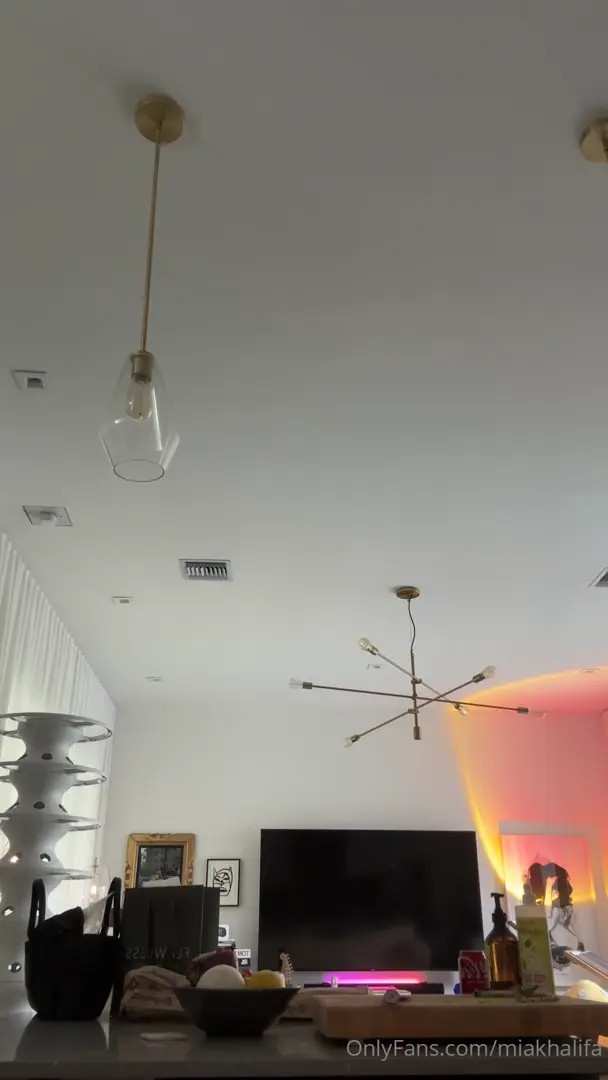 Mia Khalifa Trying On Dresses Video Leaked