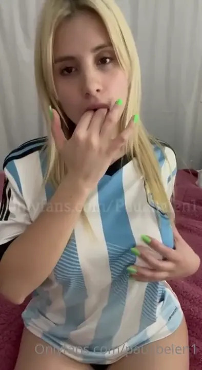 Messi Fan Paulibelen1 Fingers Her Pussy
