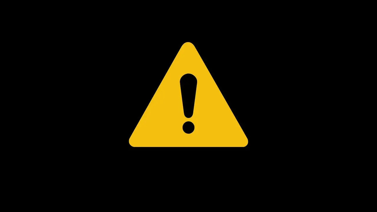 Julie Jess Gets Fingered & Taken Behind