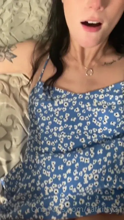 CatKitty21 Loves Taking A Cock In Missionary