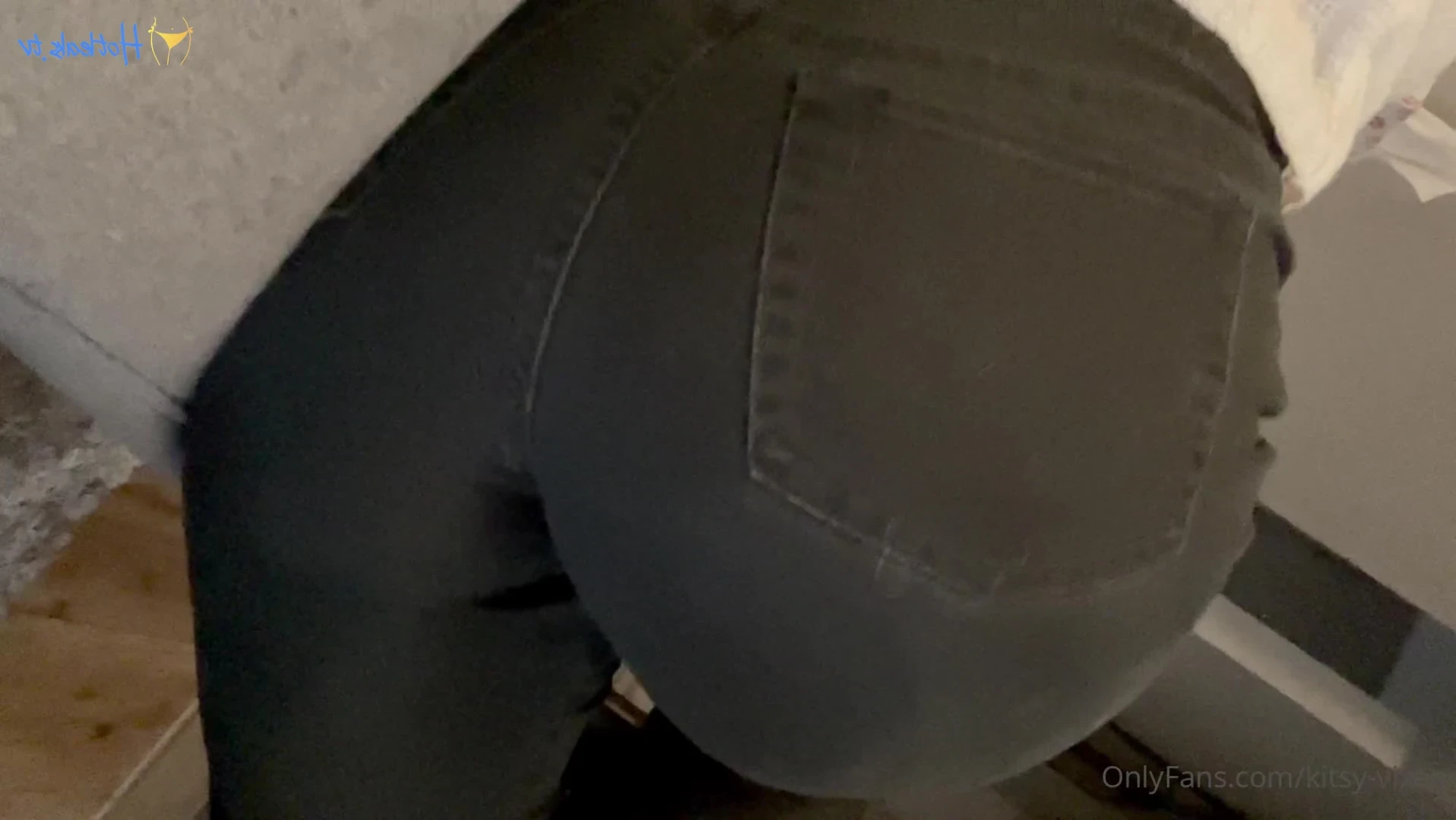 Kitsy Vixxxen- Fart Fetish💨 [ kitsy-vixen ] - Your weekend free video, Boobs On Top (a POV Girl-On-Top style video