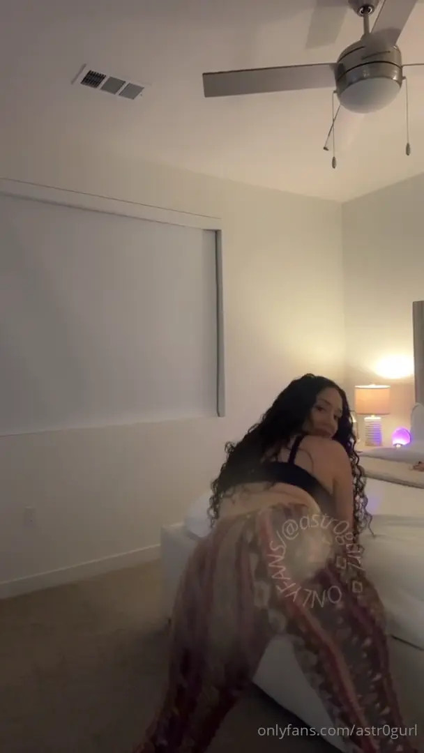 Astr0gurl OnlyFans Leaked Nude Video #184140