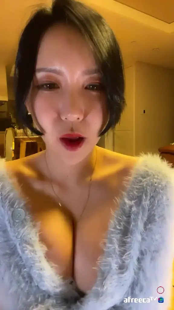 Kimjeewoo529 OnlyFans Leaked Nude Video #193053 - ePornLeak