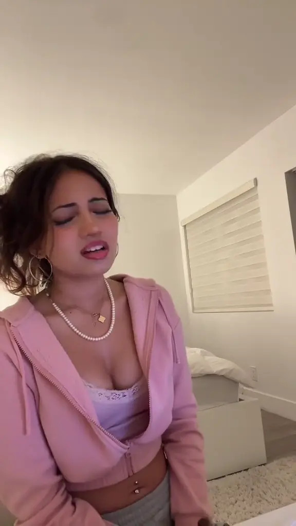 Aaishamisra06 OnlyFans Leaked Nude Video #197676