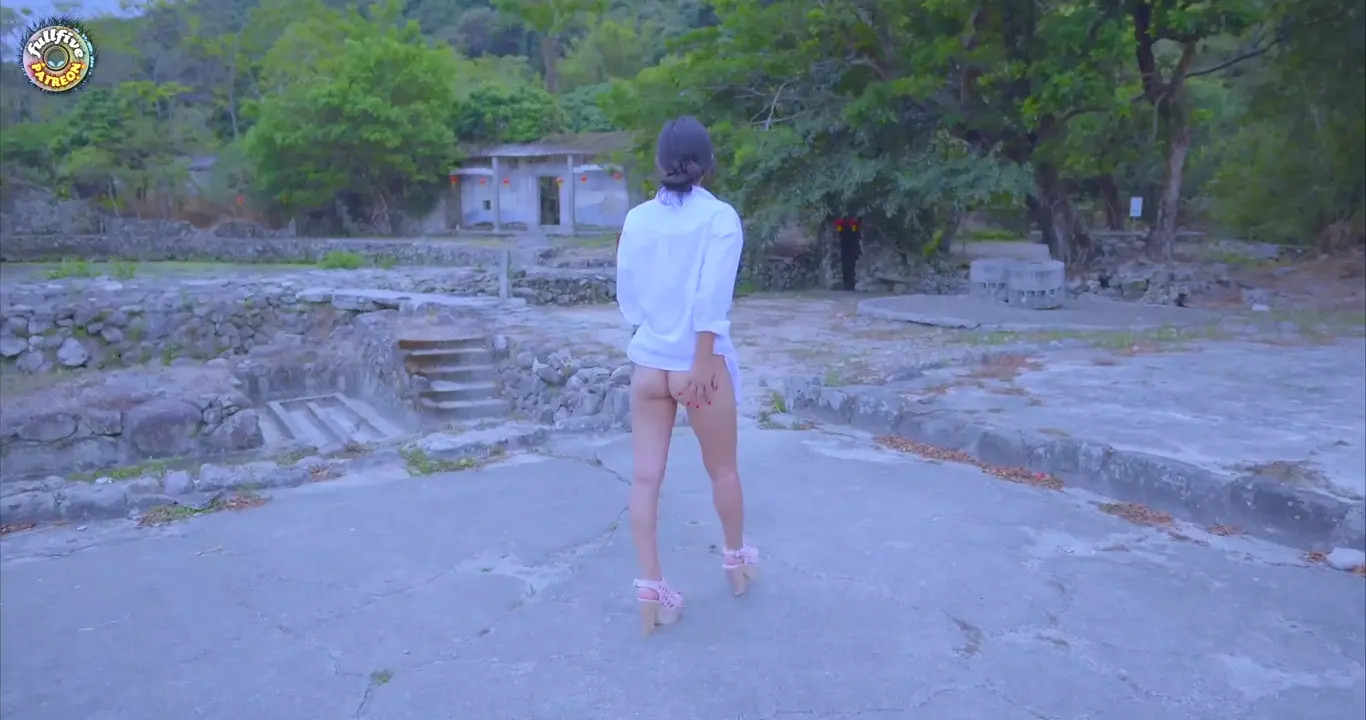 FullFive Squirts While Masturbating In Public