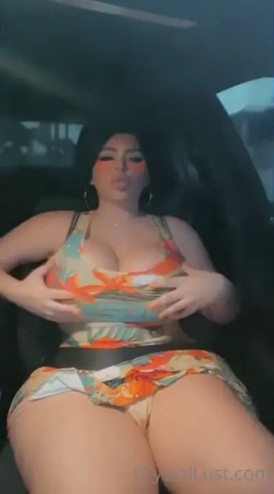 Crystal Lust Sits On A Cock In Public