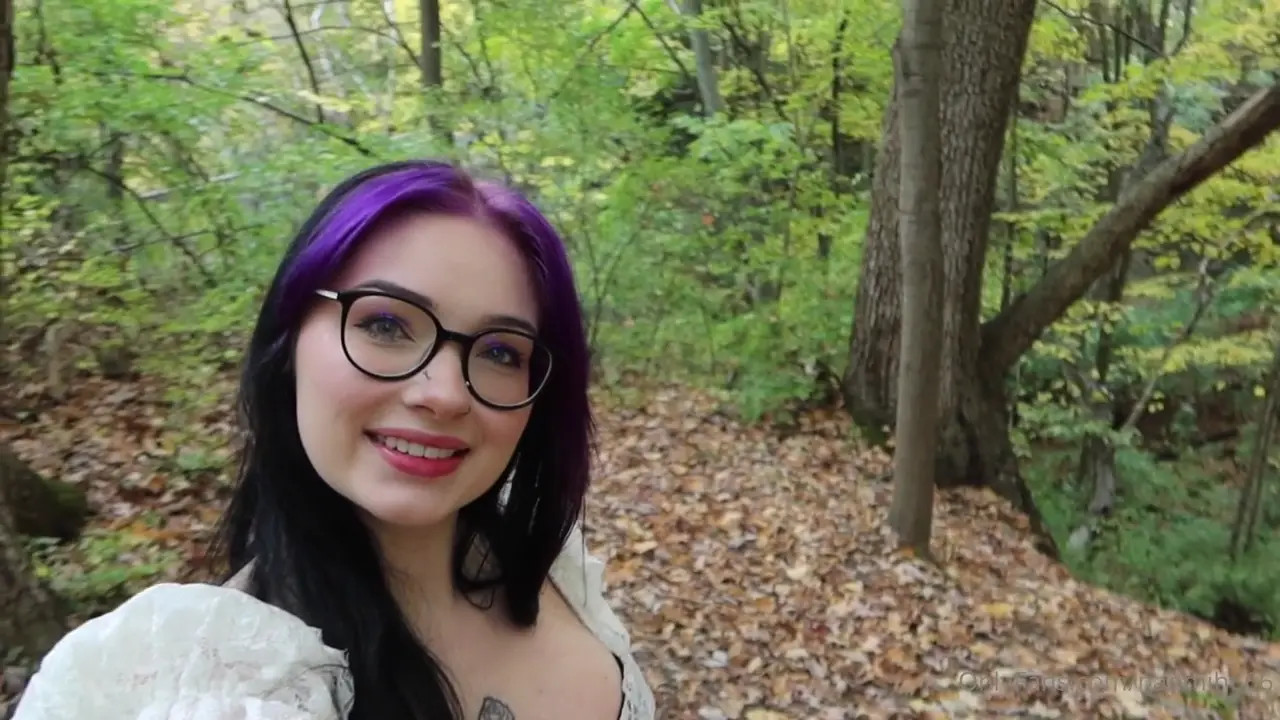 Naomihh666 Gets Pounded By Ghostface In The Forest