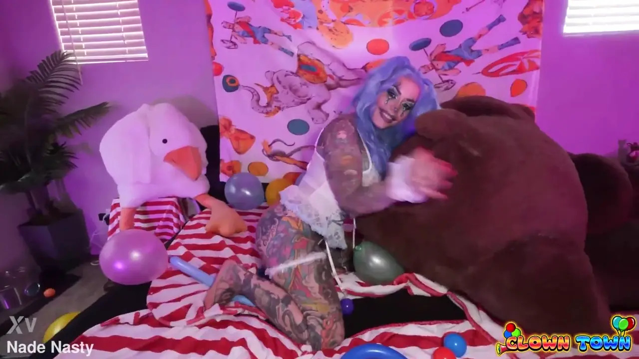 TigerLilly Takes On A BWC And Gets Creampied