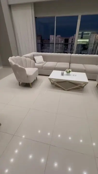 Auhneesh Nicole And Taysha Sativa Share A BBC