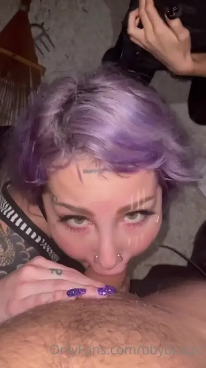 Zoeyyluna & Valerica Steele Show Their BJ Skills