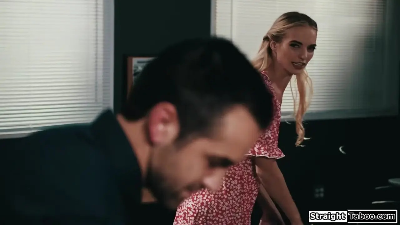 Lana Sharapova Gets Fucked By The Janitor - ePornLeak