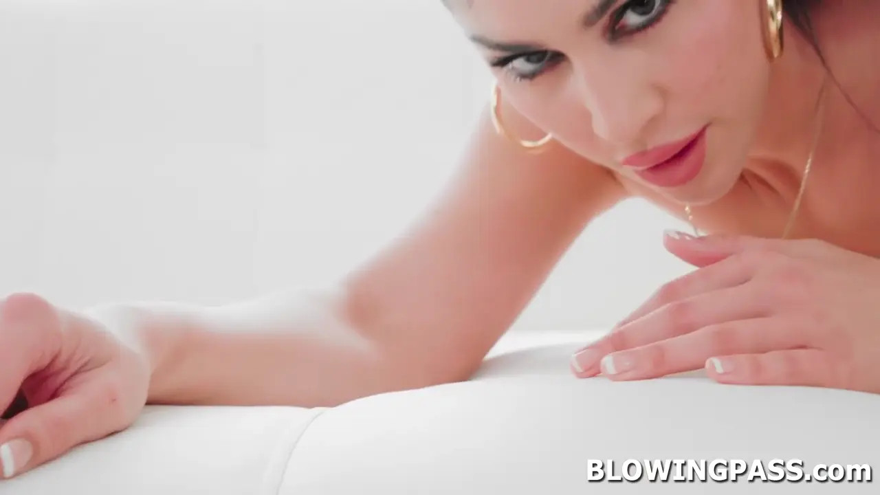 Queenie Sateen Sucks A Cock Deep In Her Mouth