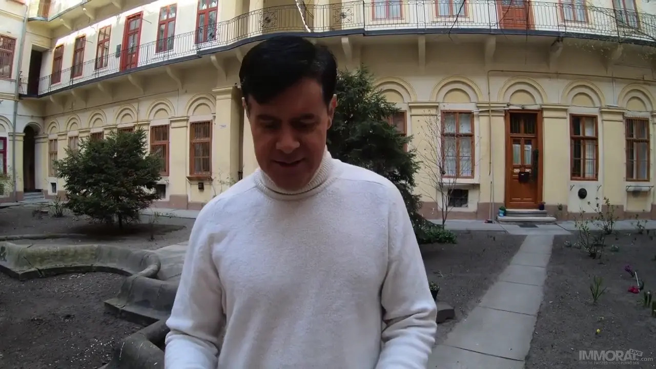 TheDakotaTyler Gets Picked Up And Banged