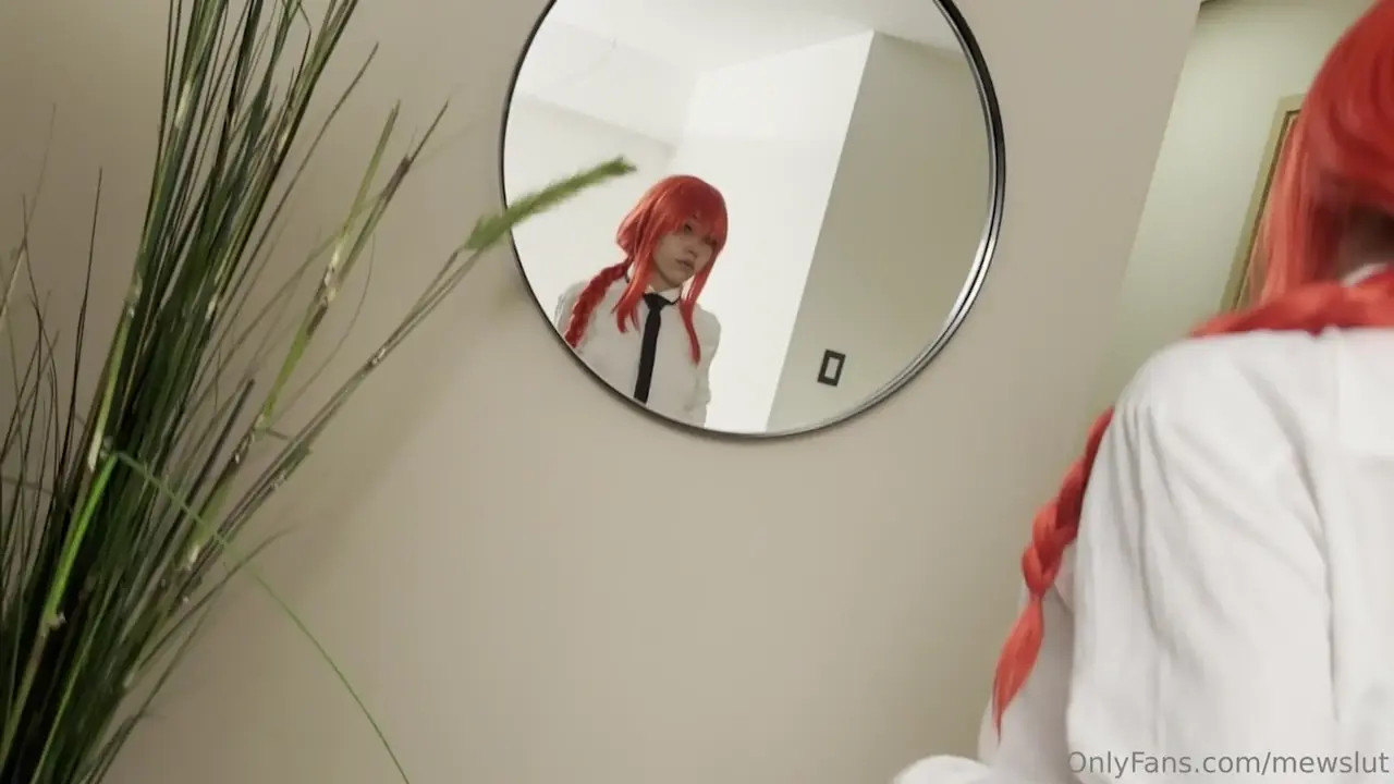 MewSlut Gets Banged In Makima Cosplay