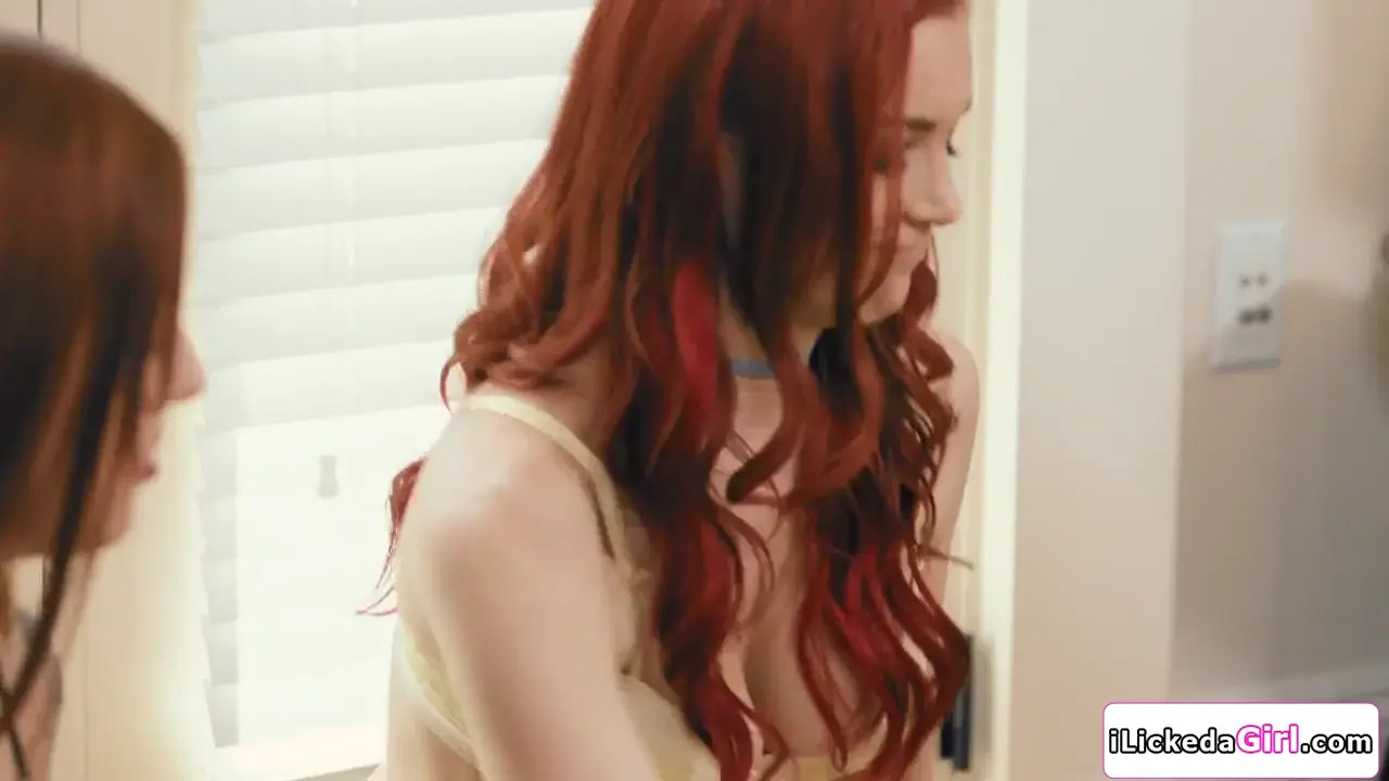 Jayden Cole, Jayme Rae & Scarlettxmae's Lesbian Threesome