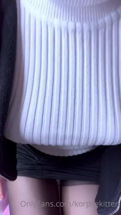 Evie Rain Has Nice Tits And A Nice Pussy