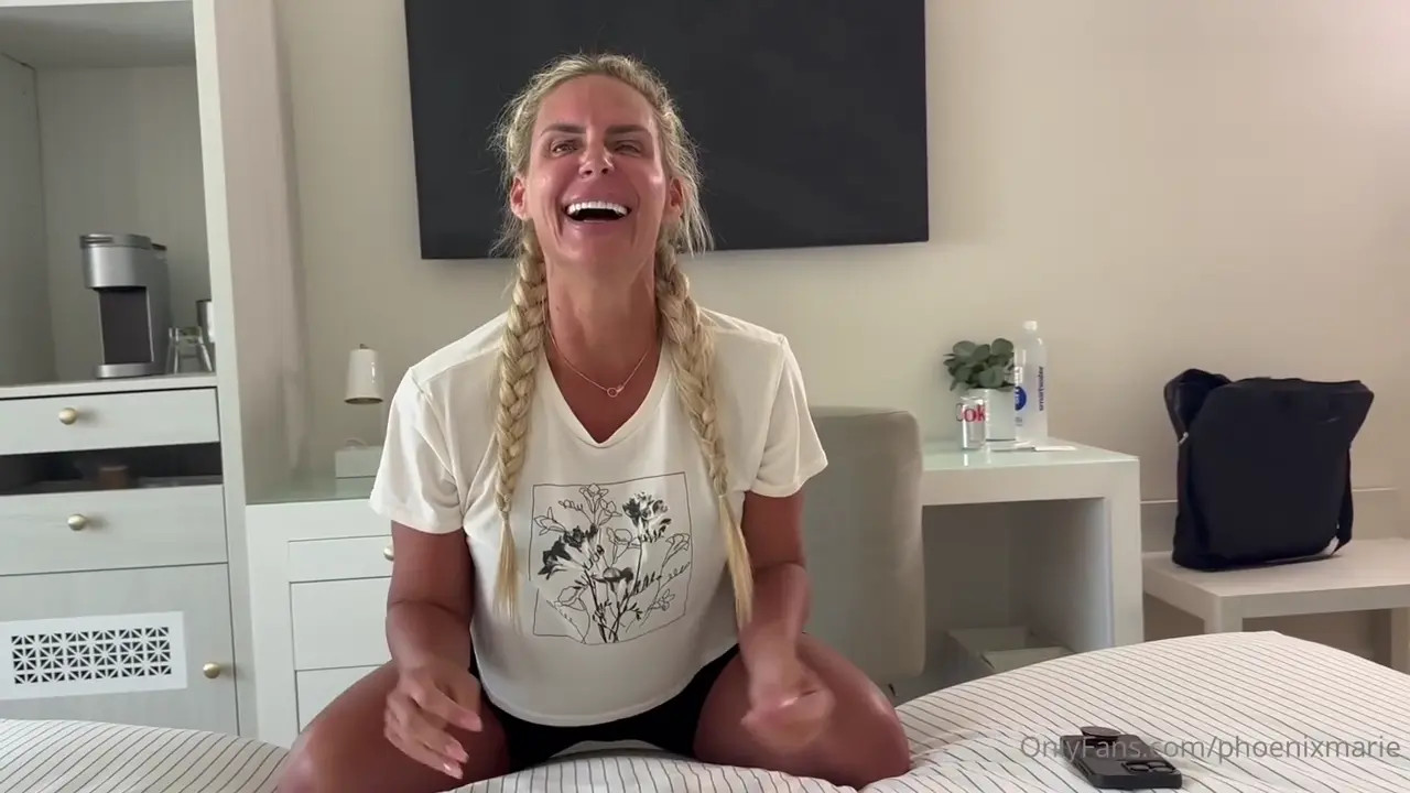 Phoenix Marie Gets Pounded By Manuel Ferrara