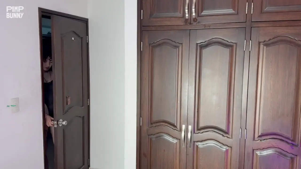 Michelle Star Bounces On A Torso Dildo - ePornLeak