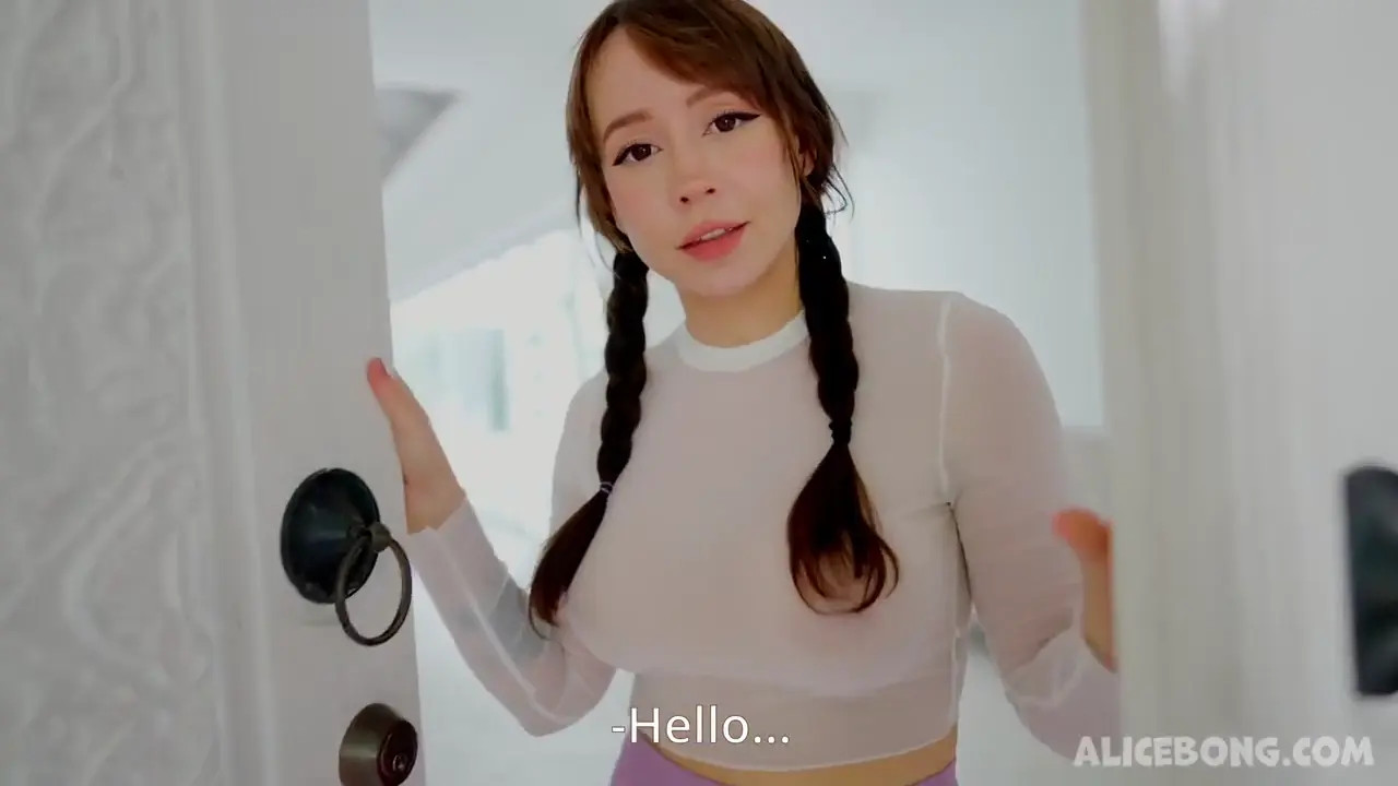 Alice Bong Gets Railed After A Sloppy Blowjob - ePornLeak