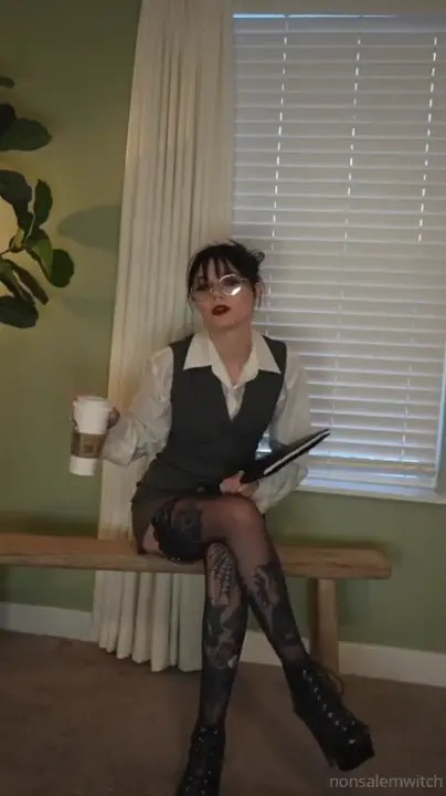 Petite Goth Nonsalemwitch Sucks And Rides