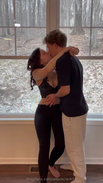 Alexisclark12 Gets Sensual With Her Boyfriend