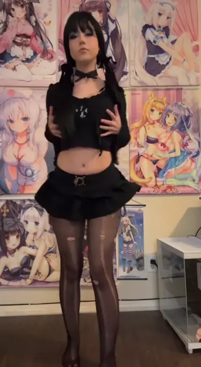 Lilghostkitty Masturbates With A Vibrator