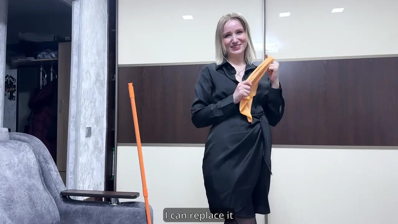 Stacy Starando Sucks Dick And Gets Cum On Her Face