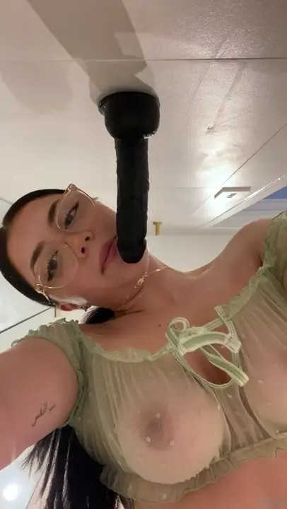 Lilith Cavaliere Sucks A Dildo