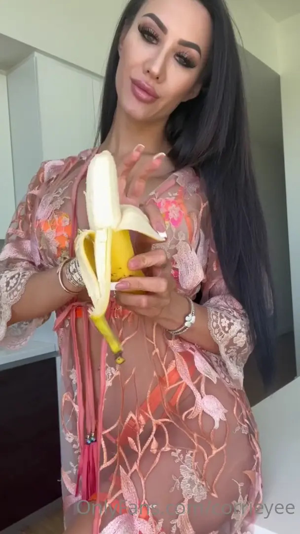 Corrieyee OnlyFans Leaked Nude Video #234413