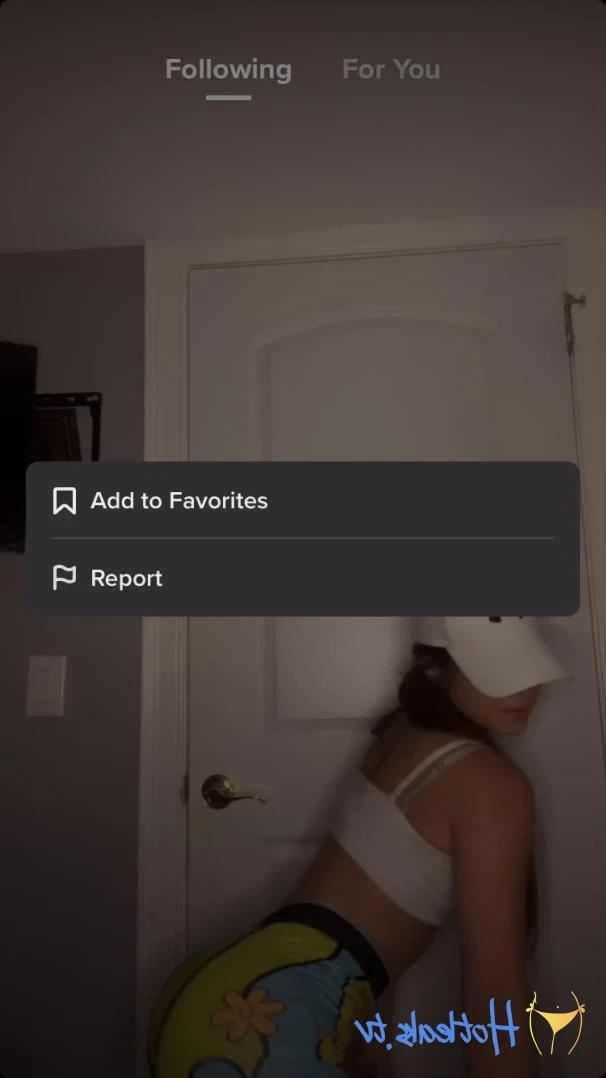 Emarr B [ emarrb ] - What kind of content do you like the most ? 😏 I’m waiting for an - ePornLeak