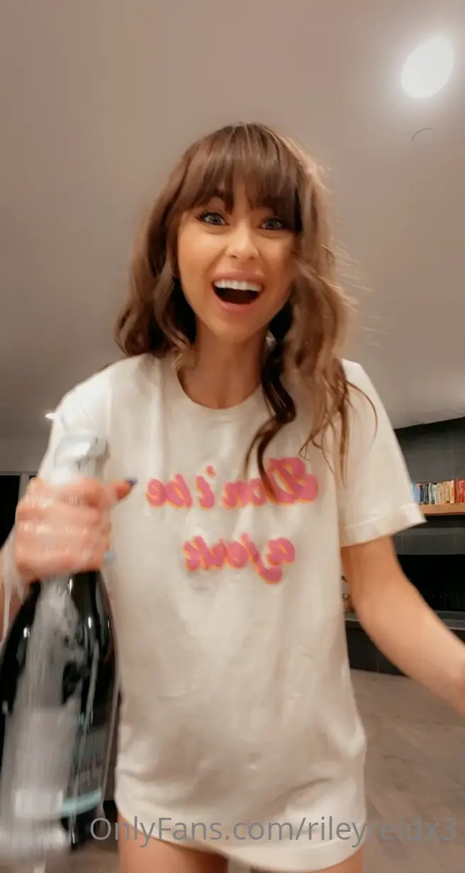 Rieleyreidx3 OnlyFans Leaked Nude Video #256956