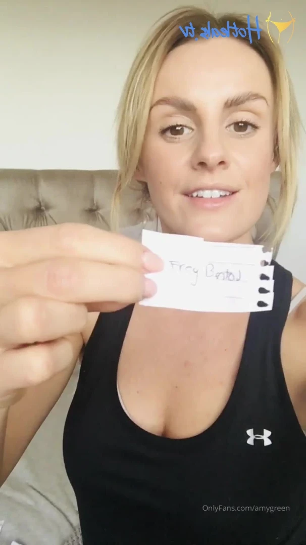 Harmony reigns [ harmonyreigns ] - Silk and pantyhose is the way to go in My opinion  The two together