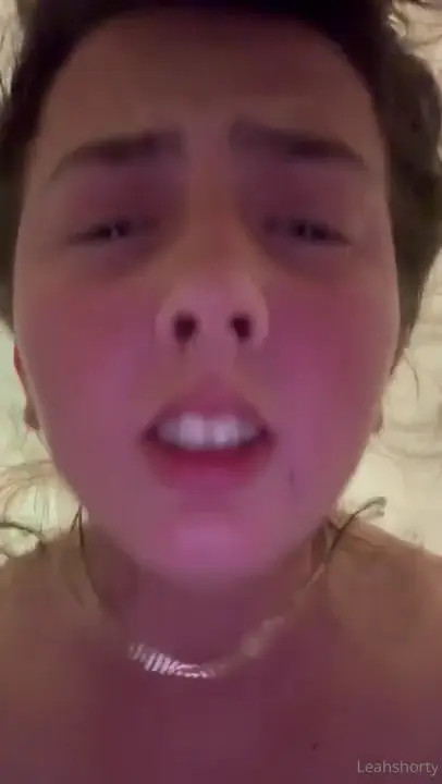 Leahshorty Receives Backshots