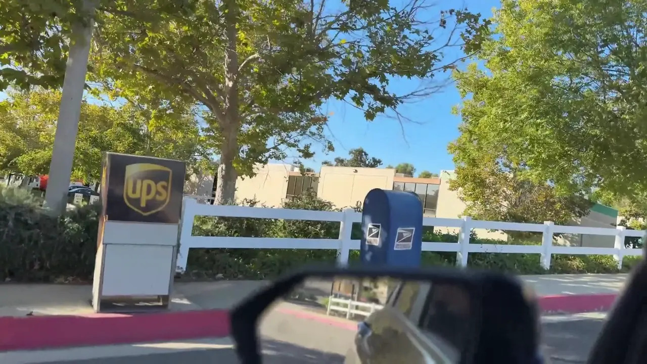 TheGigiSweets Gets Drilled By BaddiesOnlyPOV