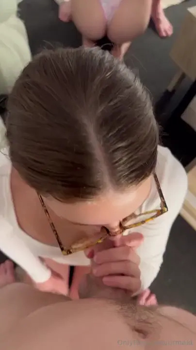 Maidelyn Kessir Blows A Cock And Gets CIM - ePornLeak