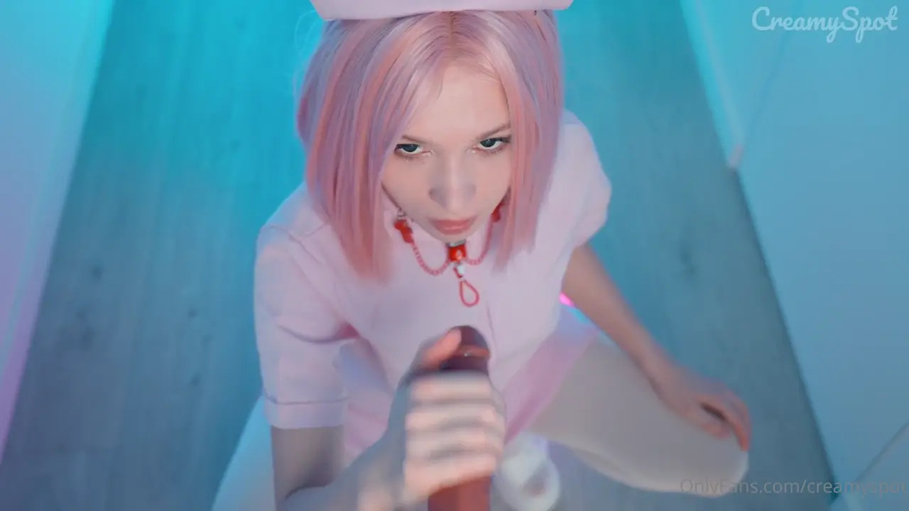 Creamy Spot Fucks Her Dildo Machine And Gets Covered In Cum