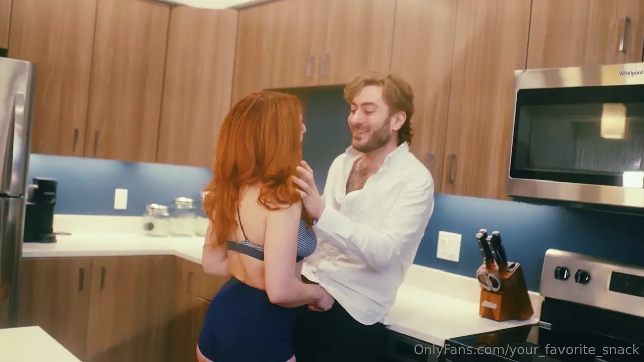 Elise McKenna Welcomes Her Visitor's Cock