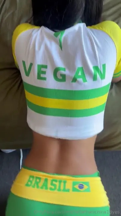 MichelleFromChina18Yes Gets Ass Spanked