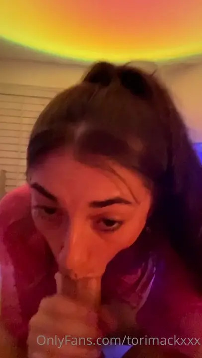 Tiana Blow Gives Sloppy BJ In A Glow Room - ePornLeak