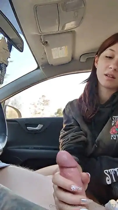 Matt&Tori Pleasures Her Driving Boyfriend