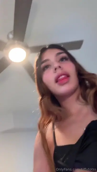 Tiffytotss Strips And Bounces Her Big Boobs